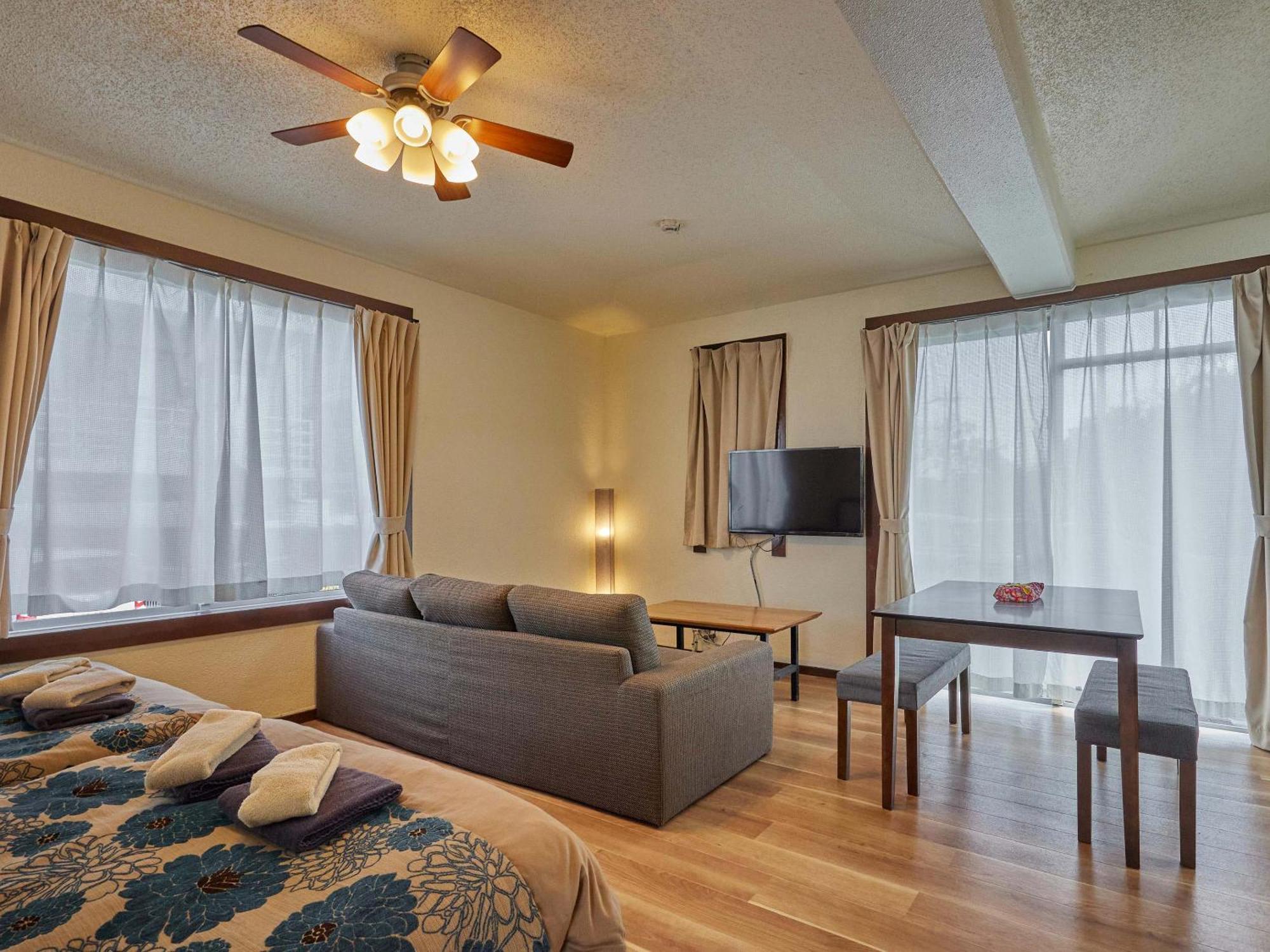 Yukurina Resort Okinawa Мотобу Екстер'єр фото